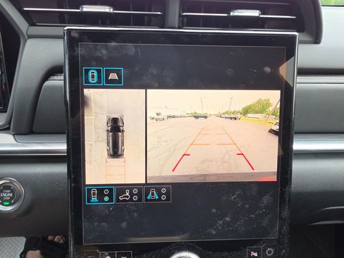 Used 2025 GMC Terrain Elevation w/ Technology Package II AWD/4WD image 41