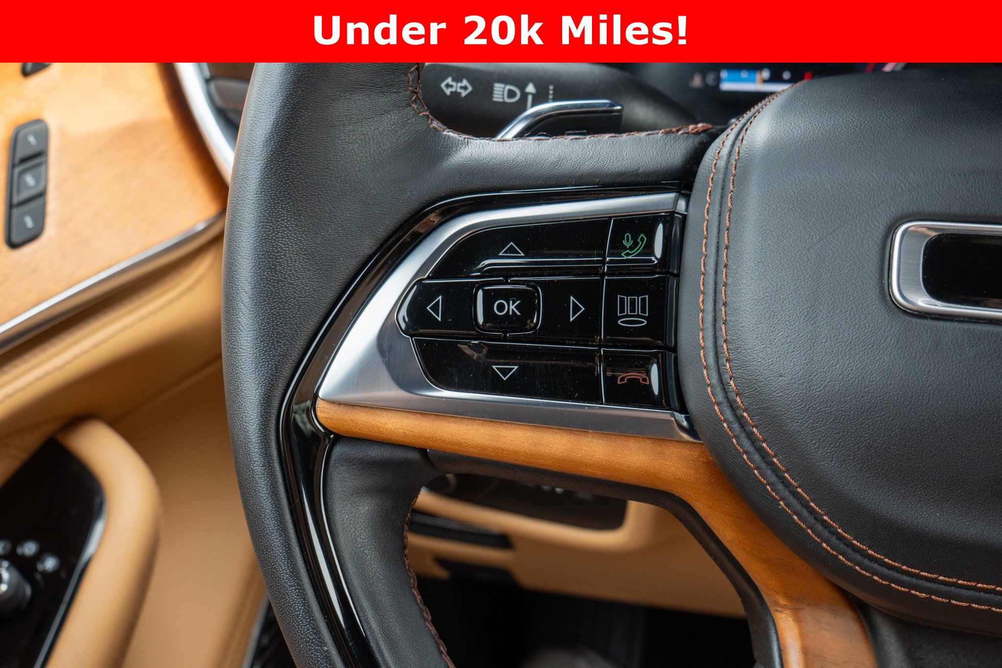 Used 2024 Jeep Grand Cherokee L Summit AWD/4WD image 23