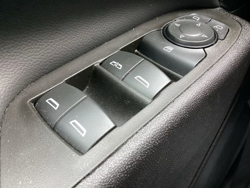 Used 2024 Chevrolet Equinox LT w/ LPO, Floor Liner Package FWD image 26