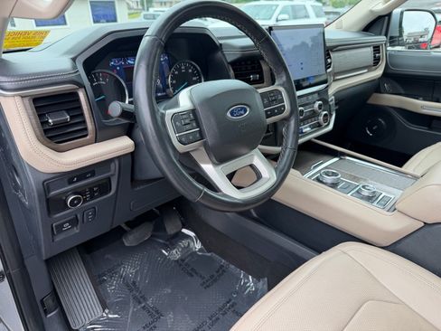 Used 2024 Ford Expedition Limited AWD/4WD image 28