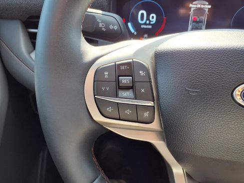 Used 2026 Ford Explorer Active RWD image 15