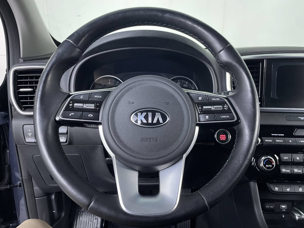 Used 2020 Kia Sportage EX w/ Option Group 15 AWD/4WD image 13