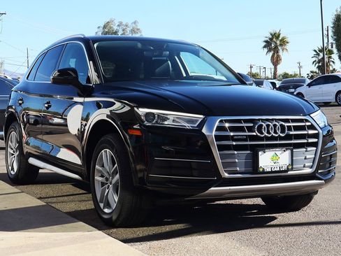Used 2020 Audi Q5 2.0T Premium w/ Convenience Package image 14