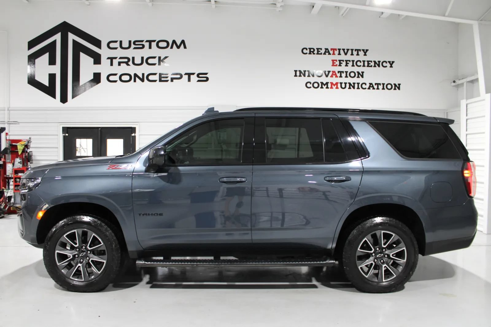 Used 2021 Chevrolet Tahoe Z71 AWD/4WD image 27