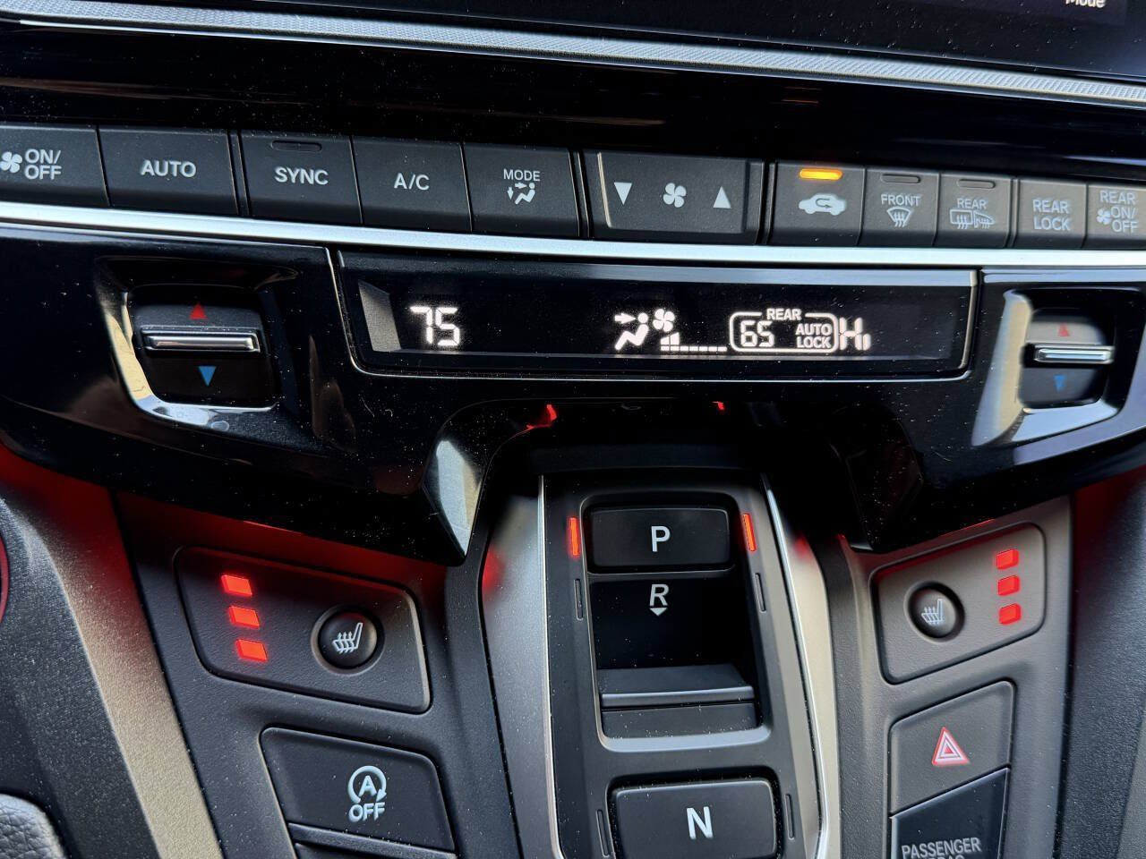 Used 2025 Honda Odyssey Sport-L image 28