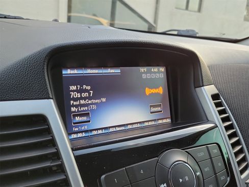 Used 2014 Chevrolet Cruze Eco image 19