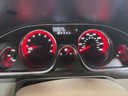 Used 2014 GMC Acadia SLT image 27