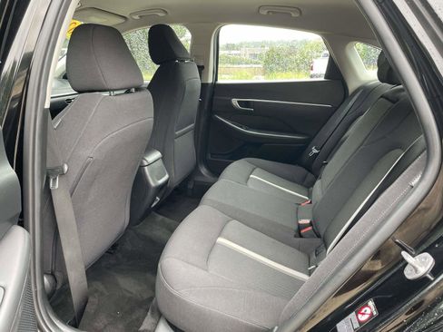 Used 2023 Hyundai Sonata SEL FWD image 3