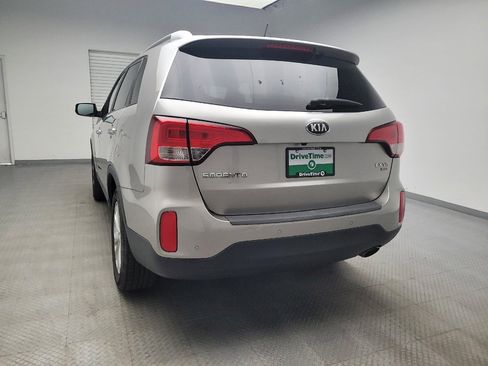 Used 2014 Kia Sorento EX image 6