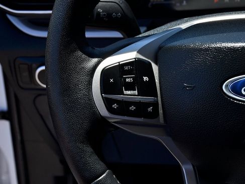 Used 2024 Ford Explorer XLT w/ Equipment Group 202A image 23