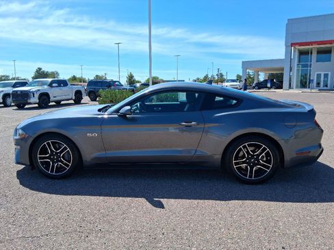 Used 2022 Ford Mustang GT Premium w/ Equipment Group 401A RWD image 3