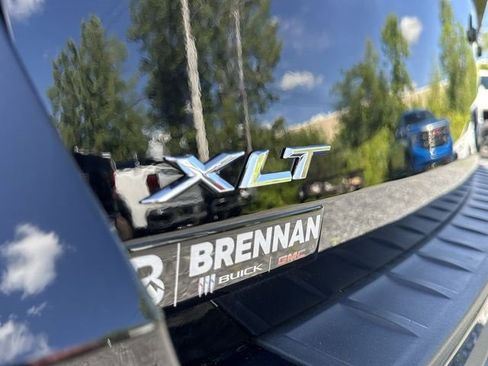 Used 2021 Ford Explorer XLT w/ Equipment Group 202A image 32