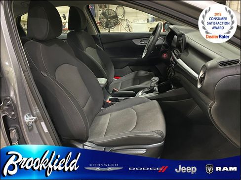 Used 2024 Kia Forte LXS FWD image 18