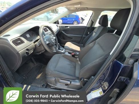 Used 2013 Volkswagen Jetta S FWD image 8