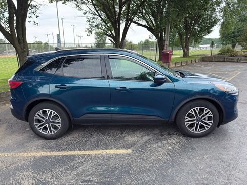 Used 2020 Ford Escape SEL FWD image 11