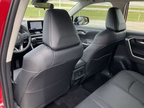 Used 2025 Toyota RAV4 XLE Premium image 14