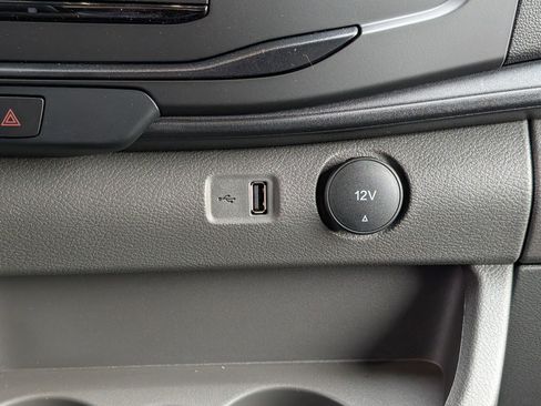 New 2026 Ford Transit 250 148 Medium Roof w/ Load Area Protection Package image 19