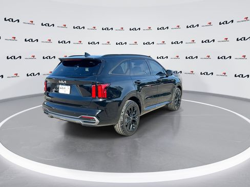 Certified 2023 Kia Sorento SX FWD image 8