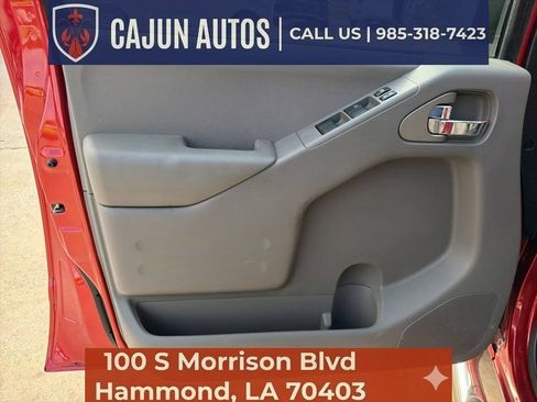 Used 2015 Nissan Frontier SV RWD image 18