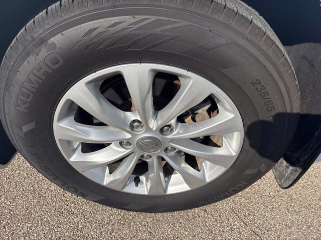 Used 2018 Chrysler Pacifica Touring-L Plus FWD image 6