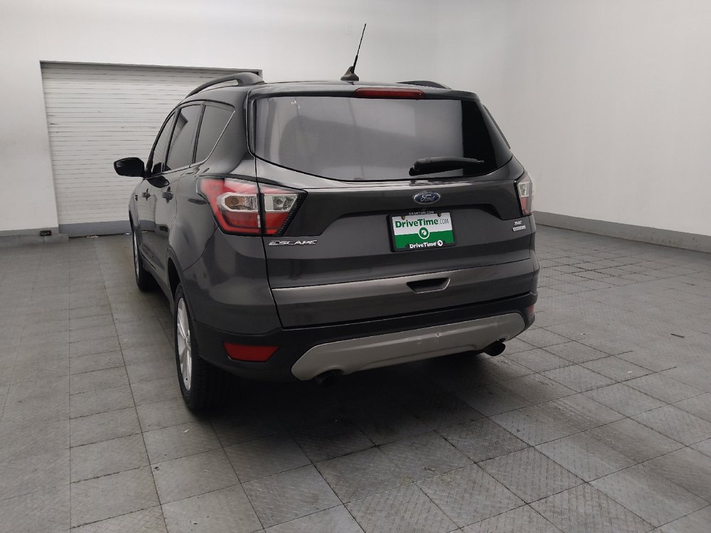 Used 2018 Ford Escape SE w/ SE Sync 3 Package FWD image 5