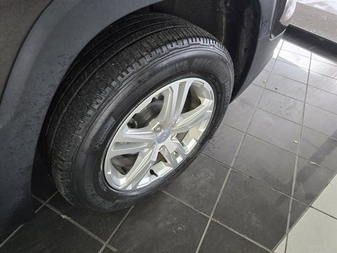 Used 2020 GMC Terrain SLE image 29