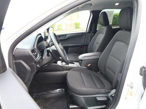 Used 2025 Ford Escape Active AWD/4WD image 8