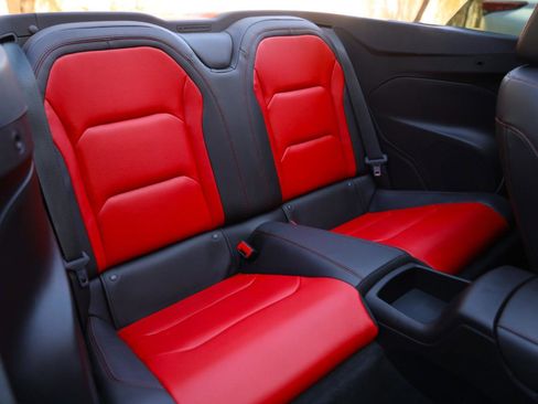 Used 2019 Chevrolet Camaro SS RWD image 39