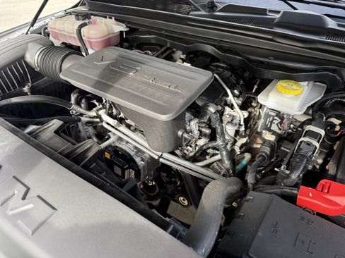 Used 2025 RAM 1500 Tradesman w/ Night Edition RWD image 33