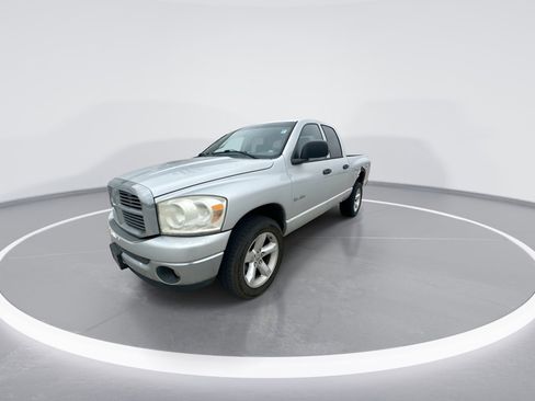 Used 2008 Dodge Ram 1500 Truck SLT image 4
