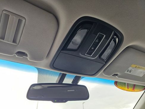 Used 2017 Kia Sorento LX w/ LX Convenience Package image 26