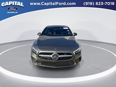 Used 2022 Mercedes-Benz A 220 image 3