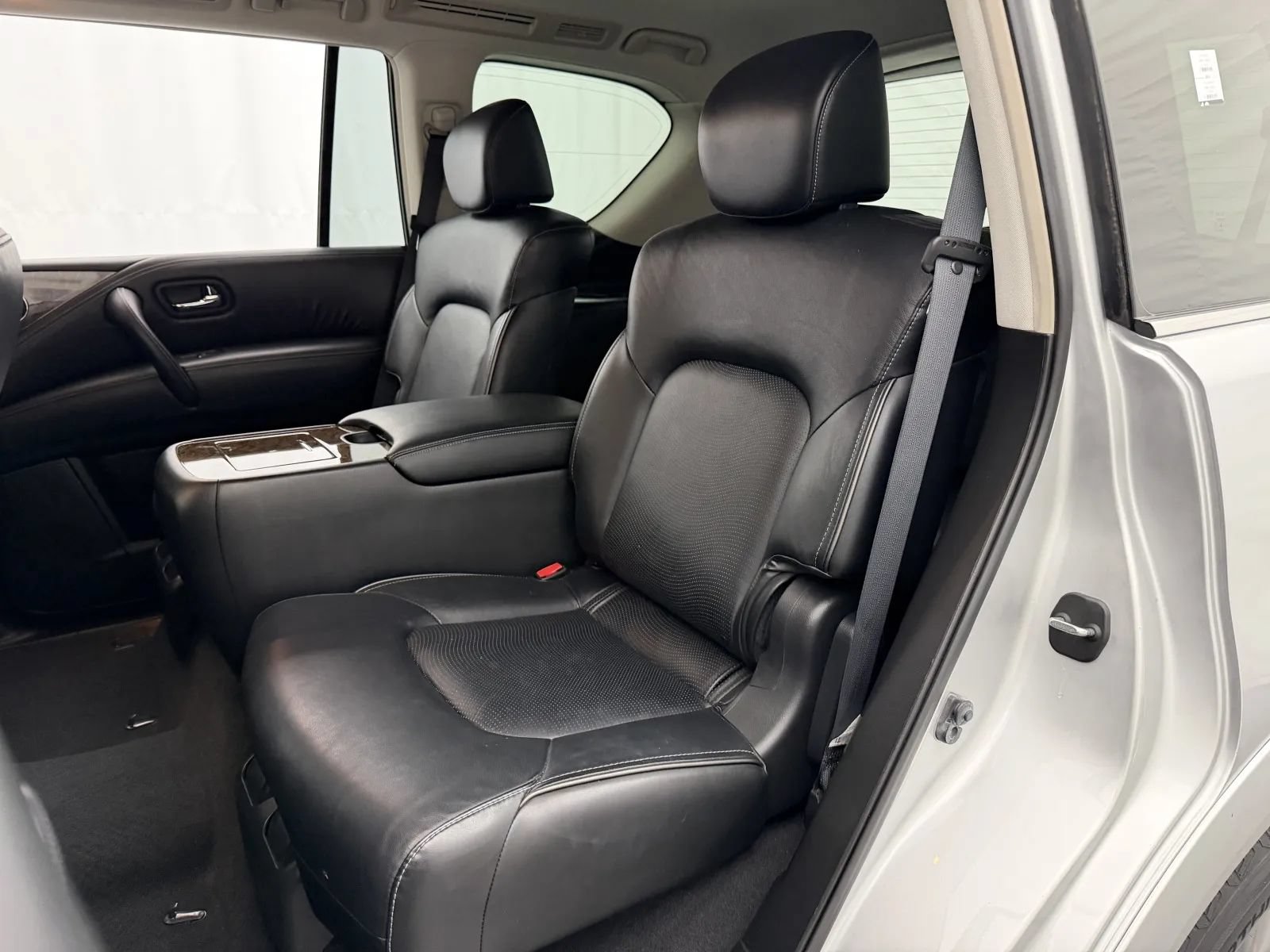 Used 2016 INFINITI QX80 2WD image 26