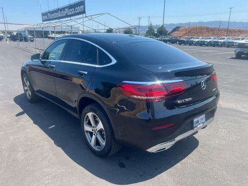 Used 2020 Mercedes-Benz GLC 300 4MATIC Coupe image 8