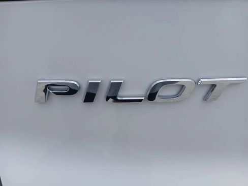 Used 2022 Honda Pilot Black Edition image 10