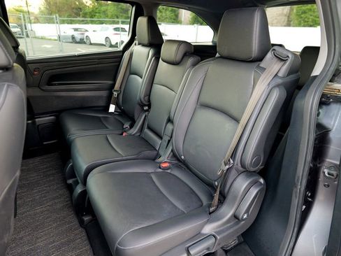 Used 2023 Honda Odyssey EX-L image 28