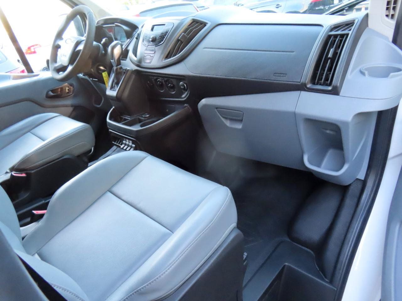 Used 2015 Ford Transit 150 130 Low Roof RWD image 8