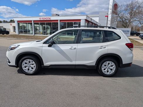 Used 2022 Subaru Forester image 2