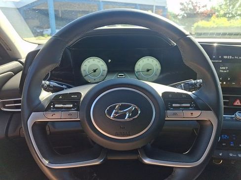 Used 2023 Hyundai Elantra SEL w/ Convenience Package FWD image 21