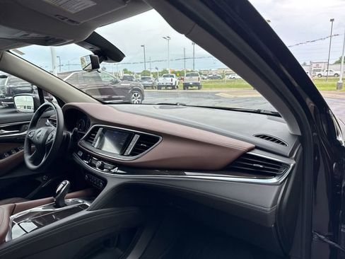 Used 2020 Buick Enclave Avenir w/ Avenir Technology Package FWD image 20