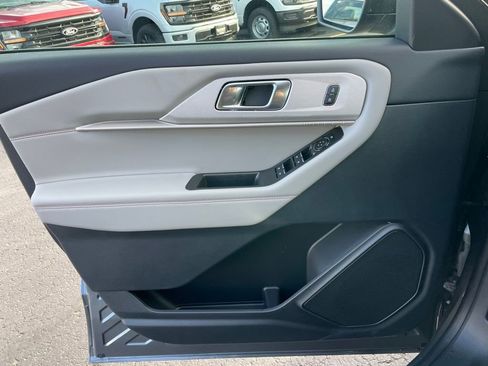 New 2026 Ford Explorer Active w/ Active Comfort Package AWD/4WD image 55