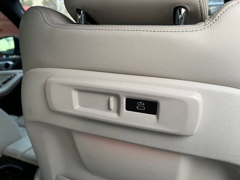 Used 2019 BMW X5 xDrive40i w/ Premium Package 2 image 37