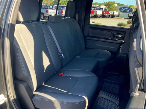 Used 2021 RAM 3500 Tradesman image 17