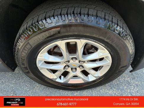 Used 2019 Chevrolet Traverse LT FWD image 19