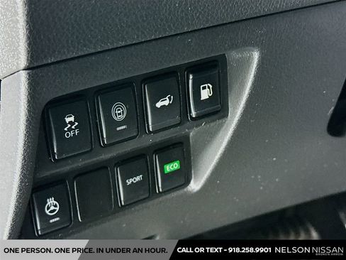Certified 2018 Nissan Rogue SL FWD image 10