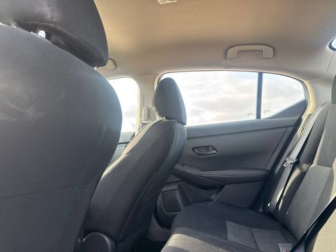 Certified 2025 Nissan Sentra SV FWD image 31