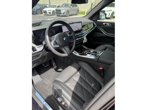 Used 2026 BMW X5 xDrive40i w/ M Sport Package AWD/4WD image 6