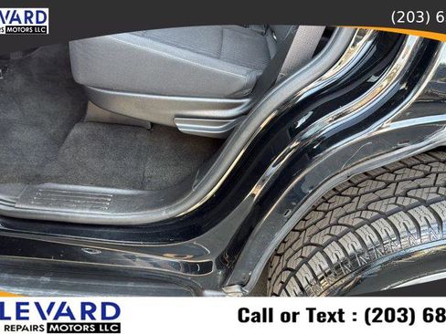 Used 2016 GMC Yukon SLE w/ HD Trailering Package image 26