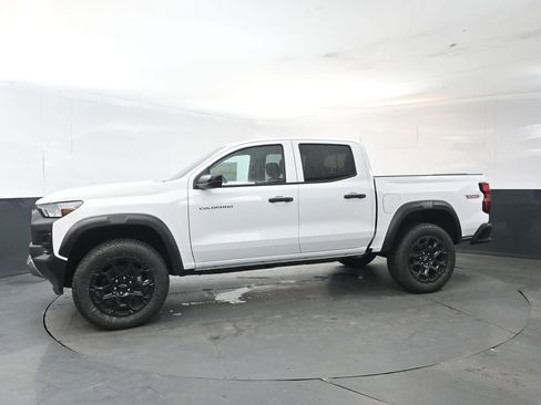 New 2026 Chevrolet Colorado Trail Boss AWD/4WD image 2