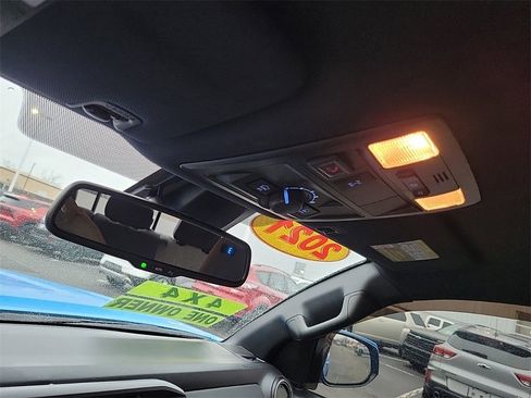 Used 2021 Toyota Tacoma TRD Off-Road w/ Technology Package image 30